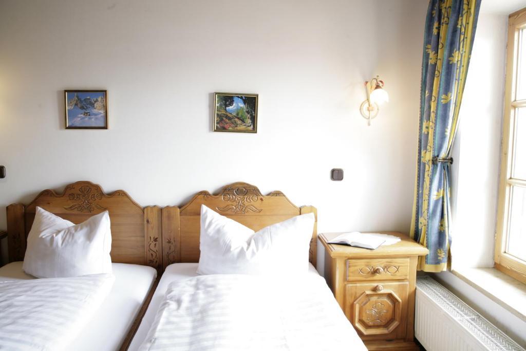 Landgasthof Bock Hotel Gauting Bilik gambar